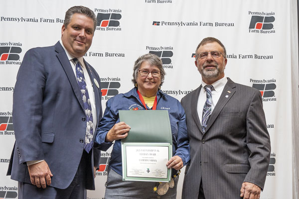 Crawford County Farmer Receives Partnership in Agricultural Literacy Award
