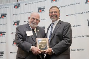 Dr James Diamond receives distinguished service to ag award from PFB president Rick Ebert